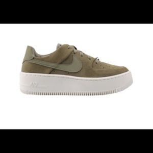 Woman’s Air Force 1 Sage Low ‘Trooper’
